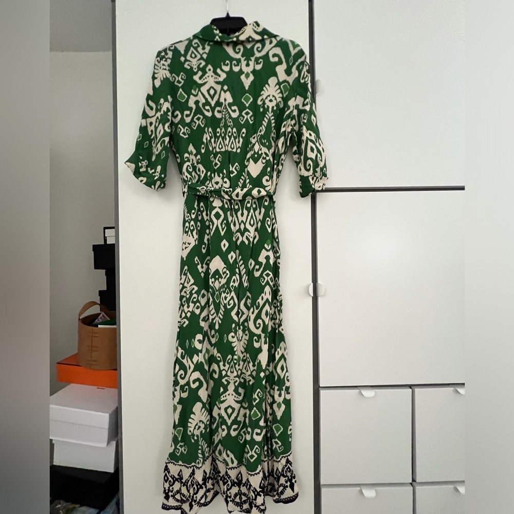 Zara Green and Cream Patterned Midi Dress